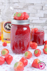 Erdbeermarmelade Mit Likor 43 Erdbeermarmelade Erdbeeren Marmelade Marmelade
