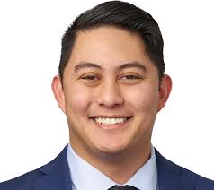 Shaun Cruz's Instagram, Twitter & Facebook