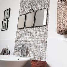 Kleines Badezimmer Mit Diesen 5 Tipps Wirkt Es Sofort Grosser Badezimmer Kleine Badezimmer Design Badezimmer Neu Gestalten