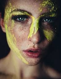 Alina Roth's Instagram, Twitter & Facebook