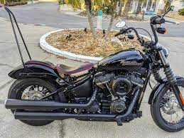 2018 2020 Harley Softail Black And Red Wingtip Leather Seat Passenger Pad And Spring Mounting Kit Softail Harley Softail Softail Bobber