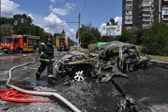 Missile strikes kill civilians in Kyiv and other cities, with Russian-held  areas hit - The Japan Times