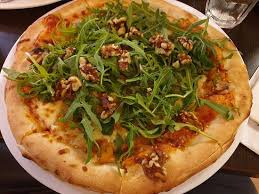 Two siblings share their friday night dinners at their parents home and, somehow, something always goes wrong. Saturday Night Dinner Picture Of Santini Pizza E Cucina Torquay Tripadvisor