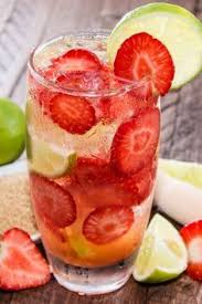 Erdbeer Caipirinha Rezept Lecker Yemek Tarifi 2020 Smoothie Tarifleri Lezzetli Yemekler Yaz Icecegi