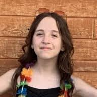 Jessica Avis's Instagram, Twitter & Facebook