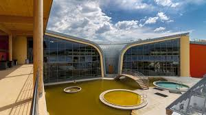 Wellness centrum římské lázně, v ceně vnitřní a venkovní term. Wellness Centrum Aquamarin Axisvm