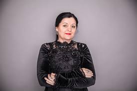 песня мужиков надо любить мужиков надо ценить скачать бесплатно Raisa Prikolnaya Muzhikov Nado Lyubit Skachat