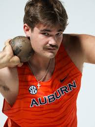 The momentum keeps building at BGSU. 🧡🏃‍♂️ Falcons showed up in  record-breaking numbers at the #BGSUHomecoming Dave Wottle 5K, with 500+  runners and walkers. Even more special? Only at Bowling Green do