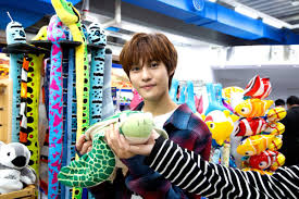 He was born in taiwan but grew up in germany. Yangyang Pics Smrookies Yangyangsnaps Twitter