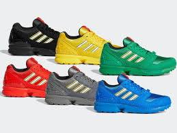 Bei jedem wetter gut aussehen. Lego X Adidas Insgesamt 6 Neue Zx8000 Sneaker Fur Erwachsene Angekundigt Stonewars