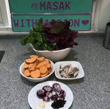Kali ini buat masak lemak putih labu dengan bayam. Resepi Labu Masak Lemak Putih