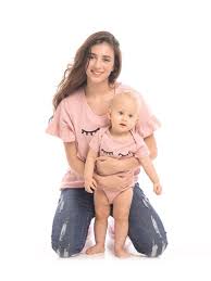 Kembaran mama serta anak perempuan semestinya menjadi busana yang sangat mudah ditemukan. 46 Gambar Baju Couple Ayah Ibu Dan Anak Laki Laki Umur 2 Tahun Paling Keren Modelbaju Id