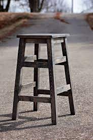 How to make a half lap bar stool from 2x4s. Simplest Stool Simple Stool Wood Diy Diy Stool