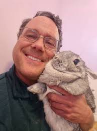 My Not-So-Feral-Anymore Maggie! Look how she moves into my hand for  pets!!!! 🩷🩷🥰