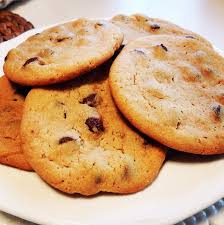 And yes, they only require 3 ingredients, and are gluten free. Garth Brooks Trisha Yearwood And Peanut Butter Chocolate Chip Cookies The Mrs With The Dishes