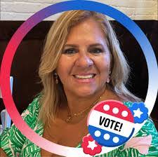 Rosa Pimentel's Instagram, Twitter & Facebook