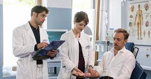 Wahlverwandtschaften (Wdh.) - In aller Freundschaft – Die jungen Ärzte -  ARD | Das Erste