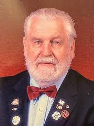 Robert Schools's Instagram, Twitter & Facebook