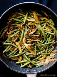 Sri Lankan Chilli Green Bean Fry Bonchi Thel Dala Islandsmile Org Fried Green Beans Green Beans Indian Beans Recipe