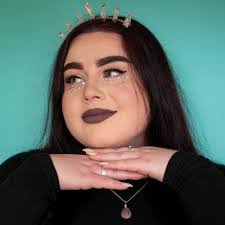 Paige Brodie's Instagram, Twitter & Facebook