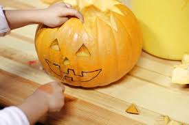 Easy halloween arts and crafts for preschoolers. Easy Halloween Arts And Crafts For Preschoolers Meraki Mother