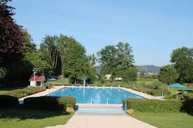 In nachfolgendem verzeichnis finden sie saunas, saunalandschaften und dampfbäder, die sich im umkreis von simbach am inn (plz 84359) zum besuch anbieten. Ering Inntal Schwimmbad