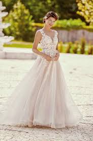 Unsere dienstleistungen im bereich zahnimplantate. Brautkleid Kattis Mit Schleppe Passion By Kleemeier