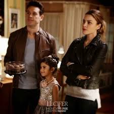 Instagram Video By Lucifer Apr 1 2016 At 4 38pm Utc Lucifer Supergirl And Flash Chloe Decker