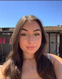 Jocelyn Leon (@Jocelyn_leonnn)