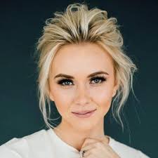 Jess Snyder (foxxtrio)