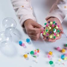 ‪Christmas Crafts & Craft Ideas for Kids & Adults | Oriental Trading‬‏