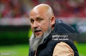 50 Photos & High Res Pictures