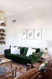 Isn't it a show stopper? 30 Lush Green Velvet Sofas In Cozy Living Rooms