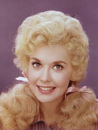 Donna Douglas celebrity estate sale in DS