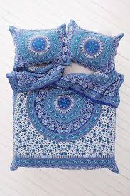 الزركشة و الألوان لمفارش سرير هندية أجمل المرسال