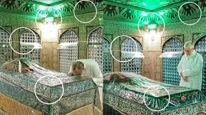 Sebagai seorang muslim, kita harus beriman pada nabi dan rasul allah swt, sebagaimana yang tertera dalam rukun iman keempat. Makam Nabi Muhammad Saw Asli