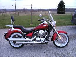 Under that ugly skin was a beautiful platform for the perfect bobber! Kawasaki Vn 900 Classic