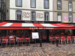 Vue De Dehors Picture Of Le Cafe De L Ouest Saint Malo Tripadvisor