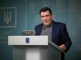 Серед тих, хто доводив, що харківські угоди є цілком прийнятним компромісом, був і що спонукало 236 українських депутатів ратифікувати так звані харківські угоди 2010 року. V1cjoia5v5tgvm