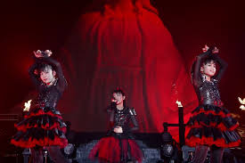 They're a band i've wanted to see live for a while now, as so much goes into their live performances, and it looks insane. Babymetal Babymetal Heavy Metal Music Best Friend Pictures Victorian Dress