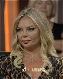 Emocionon me rrëfimin aktorja e njohur, babai më braktisi kur isha 9  muajshe, nuk e pashë më kurrë, #ATV #Libero
