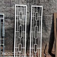 Model teralis jendela minimalis yang terbuat dari besi berikut juga contoh teralis jendela klasik atau gamabr teralis jendela rumah yang terbaru ulir. Jual Produk Teralis Jendela Minimalis 117 Produk Mulai Dari 100rb Juli 2021 Bukalapak