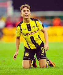 Beim bvb setzte er sich nie durch und ging. Emre Mor On Twitter Em9 Bvb Trainingscamp Dortmund Nike Alhamdulillah Enjoy