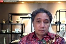 Umur 53 tahun) adalah seorang sejarawan, aktivis, dan pengajar indonesia. Direktur Jenderal Kebudayaan Kemendikbud Hilmar Farid Dalam Taklimat Media Di Jakarta Rabu 2 9 2020 Foto Internet