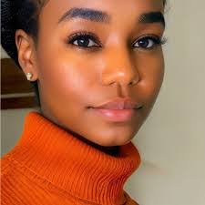 Tiffany Theriot's Instagram, Twitter & Facebook