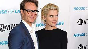 Born on 22nd july, 1981 in brisbane, australia, he is famous for the campaign. Josh Lawson Comes Clean About Package Size While Filming House Of Lies