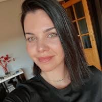 Cleo Lopez's Instagram, Twitter & Facebook