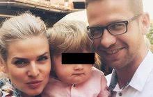 Narodila se v rakovníku, její matka byla zubařka, otec místostarosta rakovníku, později se však stal ředitelem tamního gymnázia. Nikol Stibrova Or Pritel Martin Vse O Tematu Ahaonline Cz