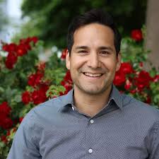 Daniel Arteaga, Licensed Therapist