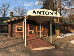 This Charming Minnesota Restaurant Has Incredible Views And Even Better Food Minnesota Restaurants Minnesota St Cloud